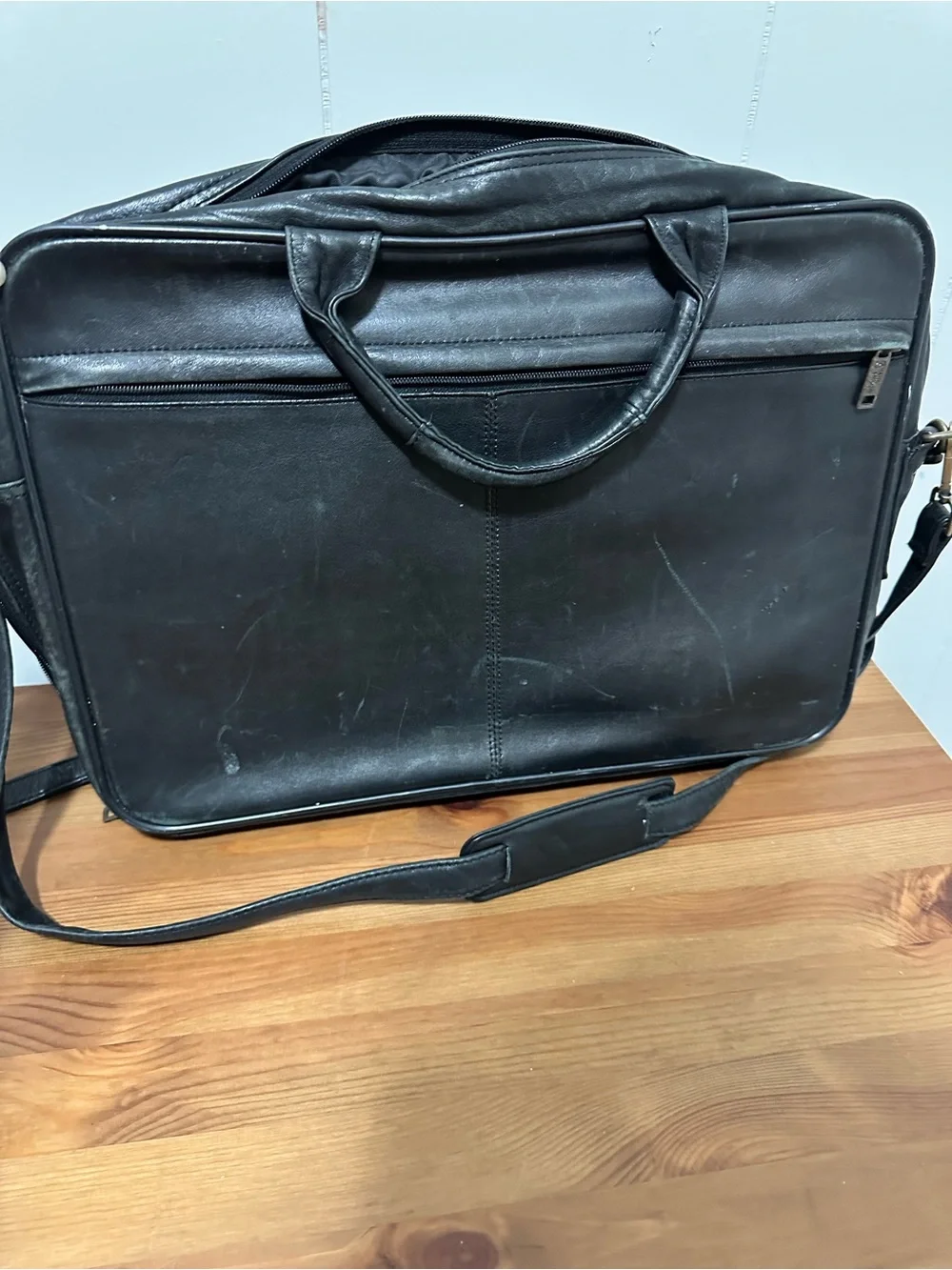 Classic Black Leather Laptop Briefcase with Shoulder Strap